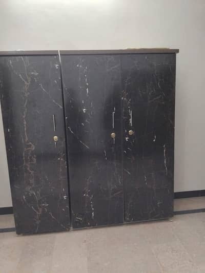 3 door Wardrobe or crockery showcase for sale