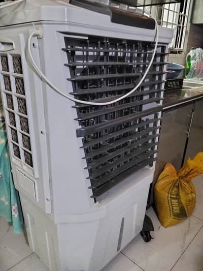 brand new condition air cooler