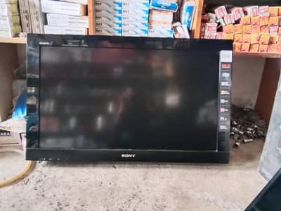 Everything original ,remote, bracket.