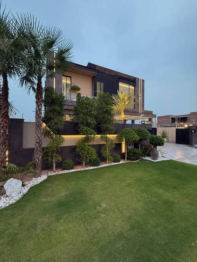 1 Luxury Brand New House available for Rent in Bahria Town Lahore, Jasmine Block