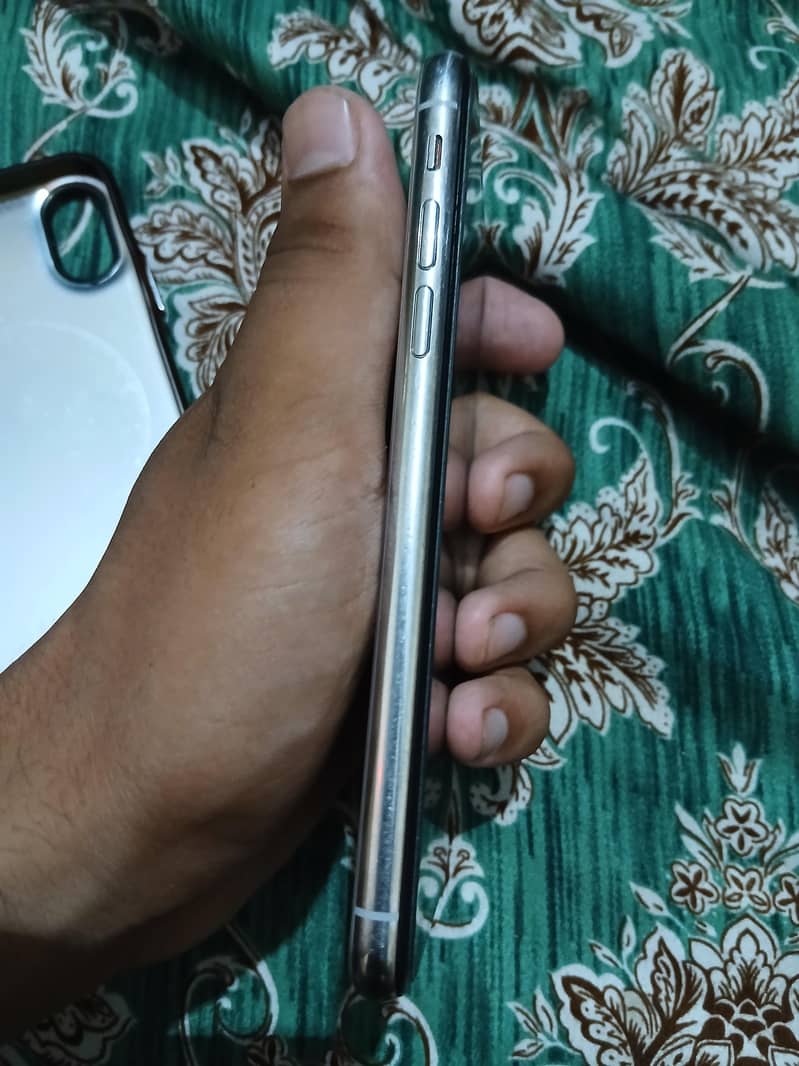 Apple iPhone X 2