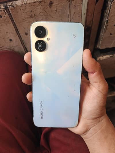 Tecno Camon 19