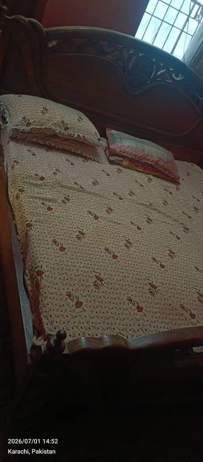 king bed