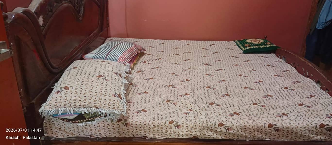 king bed 2