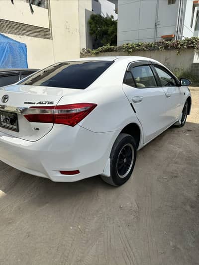 Toyota Corolla Altis 2017