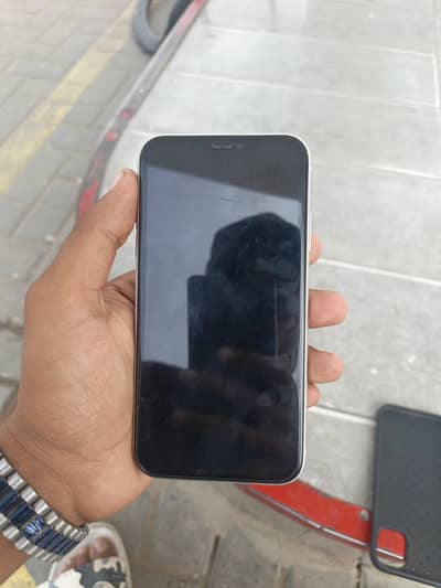 Apple iPhone 11 jevy hy disply issue or face idea off hy 64 GB hy