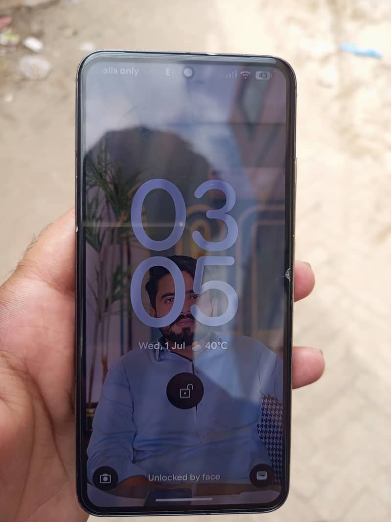 Google Pixel 8 1