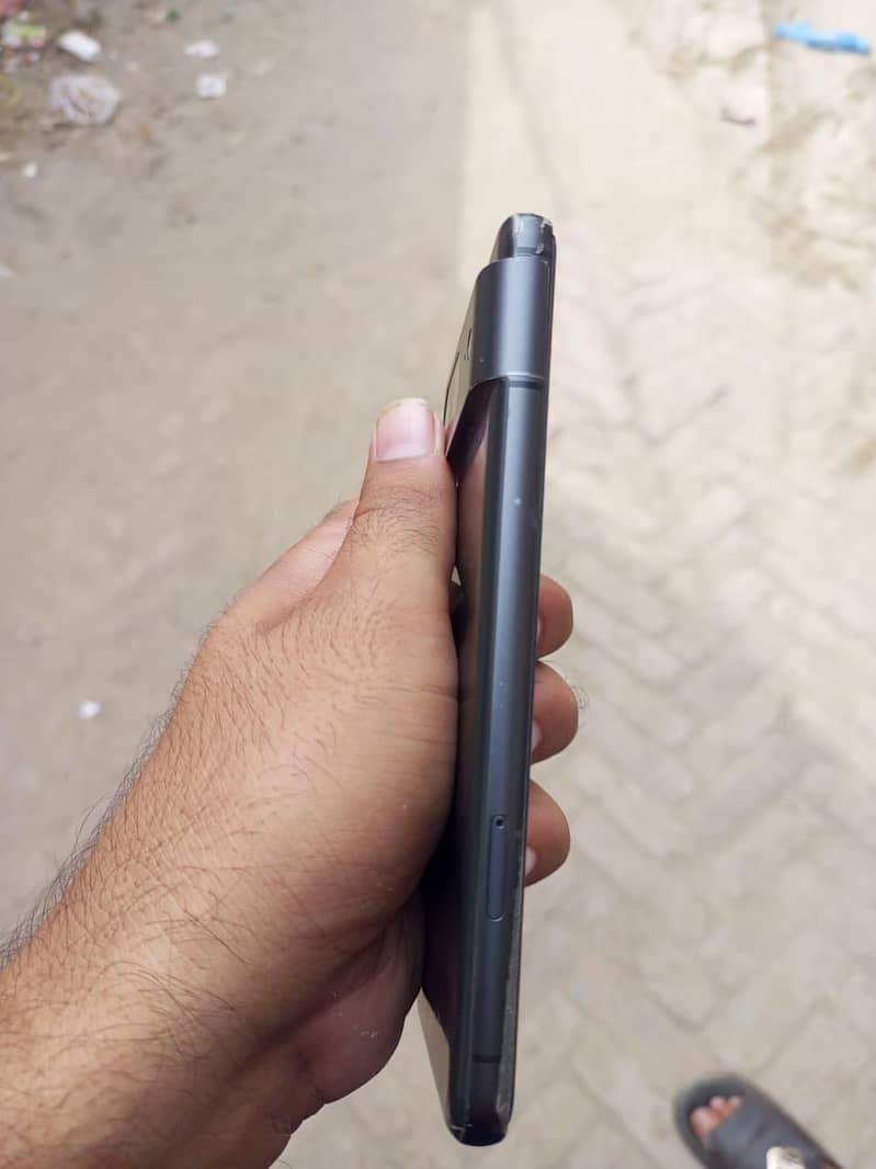 Google Pixel 8 3