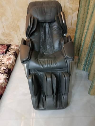 Best massage chair first class condition