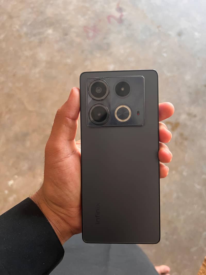 Infinix Note 40 0