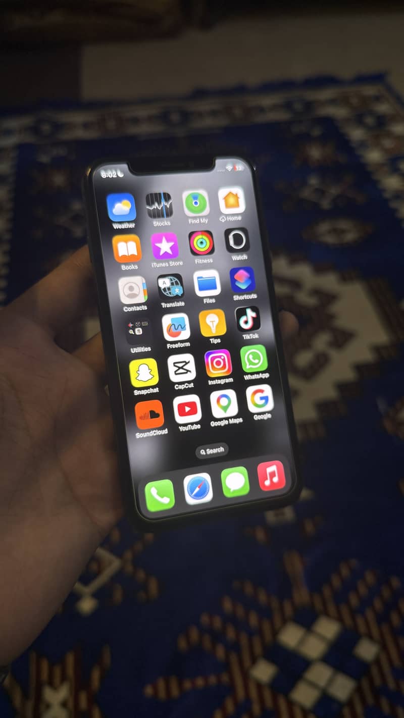 Apple iPhone X 0