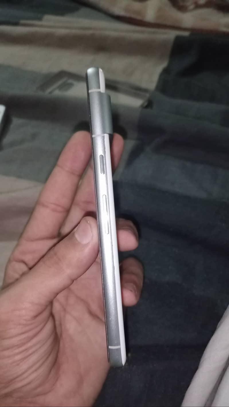 Google Pixel 7 2