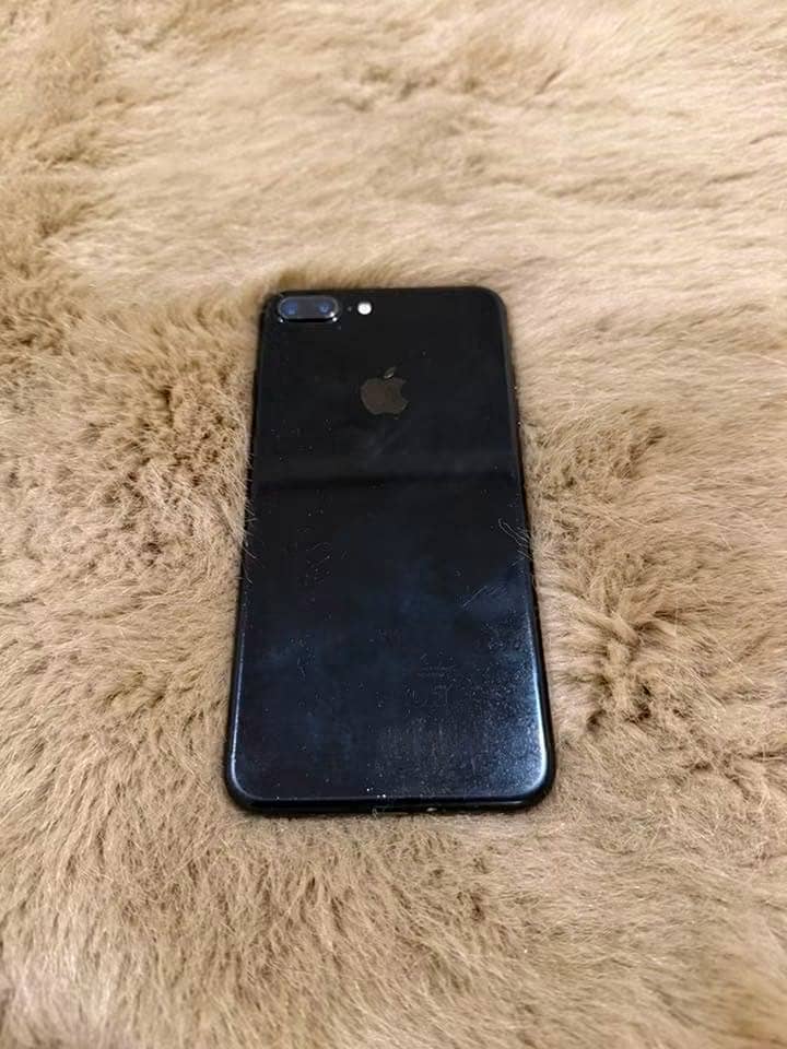 Apple iPhone 7 Plus 4