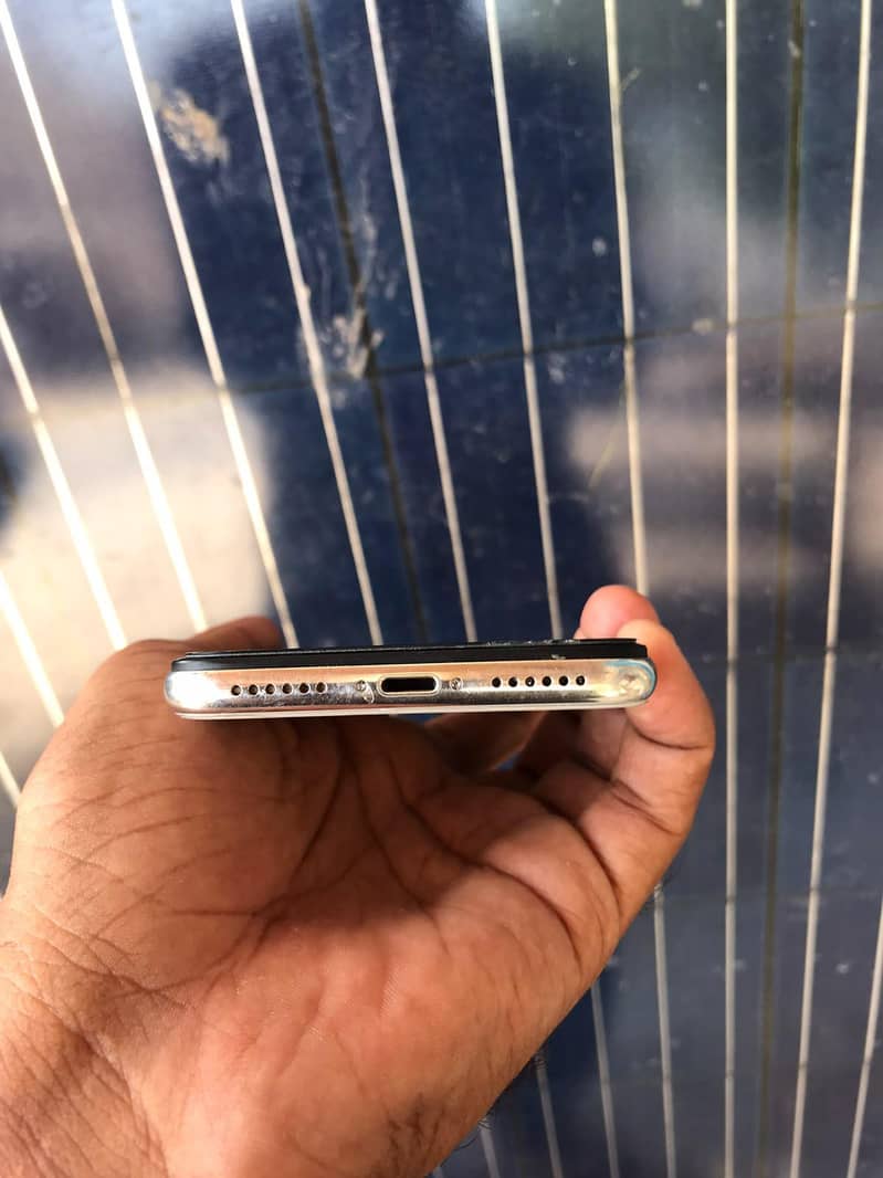 Apple iPhone X 2