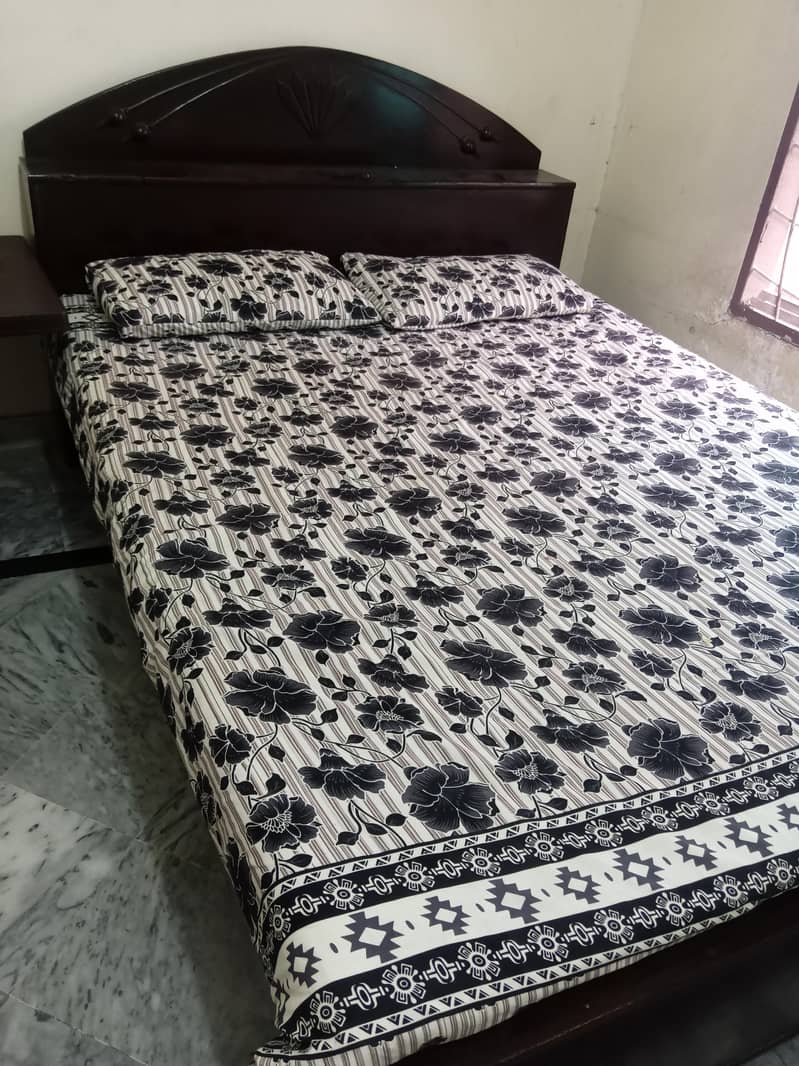 double bed 0