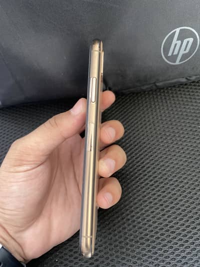 Apple iPhone XS