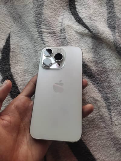 Apple iPhone 15 Pro