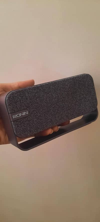 Ronin Portable speaker