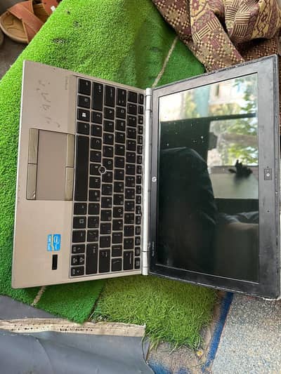 elitebook 2170p core I5 3rd gen 8gb ram 256gb ssd