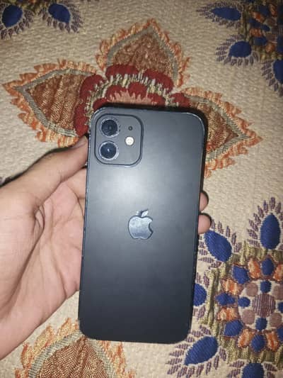 Apple iPhone 12