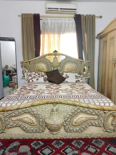 Bedroom set