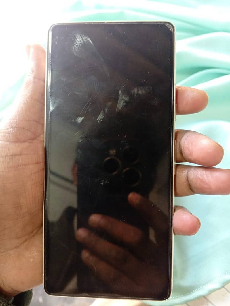Google Pixel 7 4