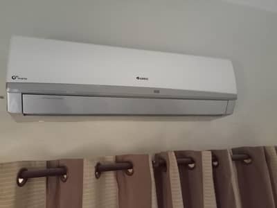 1.5 Ton Gree Inverter Ac