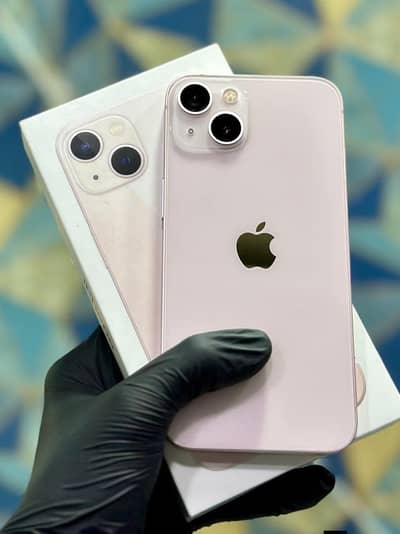 Apple iPhone 13