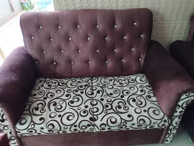 7 Seater Sofa set with a table