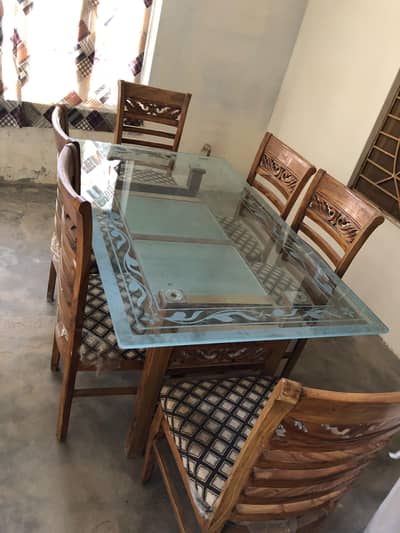 dinning Table For Sale Condition 10 by 10