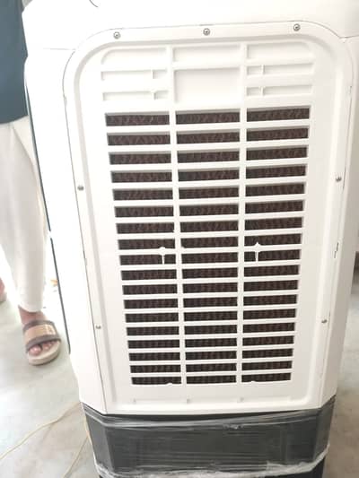 4700 new model Ac/DC supportable. . today purchase. Full year warranty