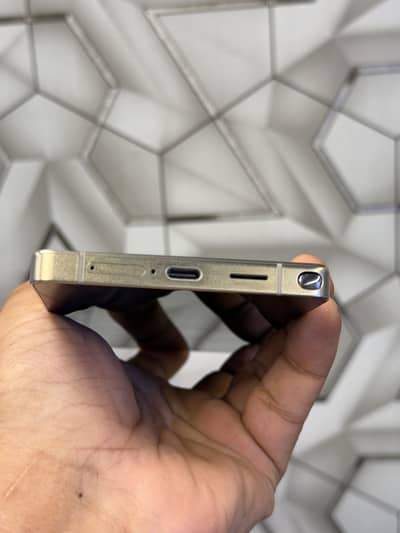 Samsung s25 ultra online pta 12/256Gb storage