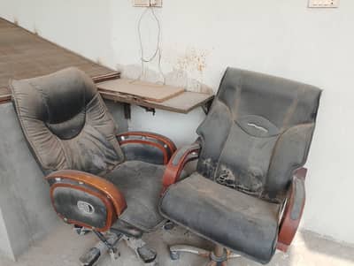 Executive Office chair for sale urgently