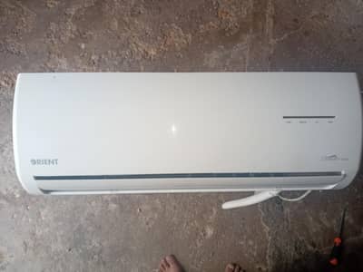 Orient 1 ton non inverter ac for sell