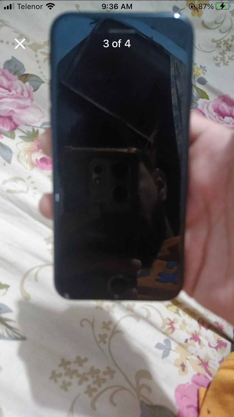 iPhone 7 3