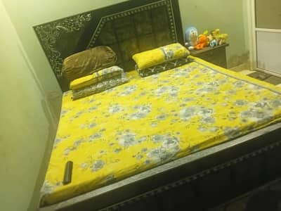king size bed