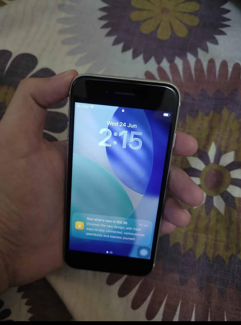 Apple iPhone SE 2nd generation 2020 1