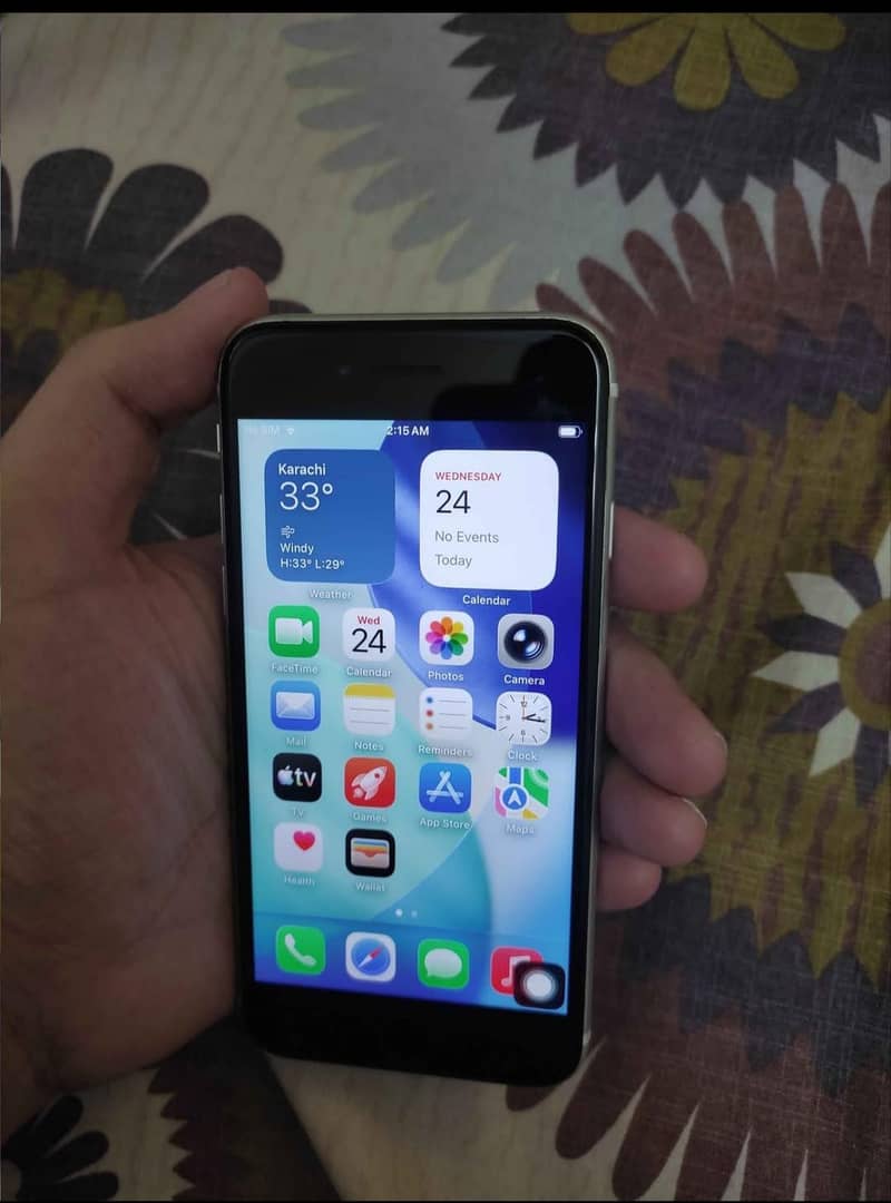 Apple iPhone SE 2nd generation 2020 3