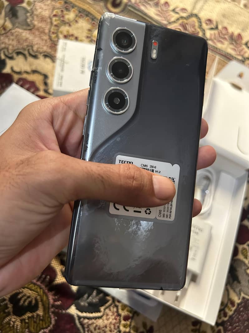 camon 40 pro 0