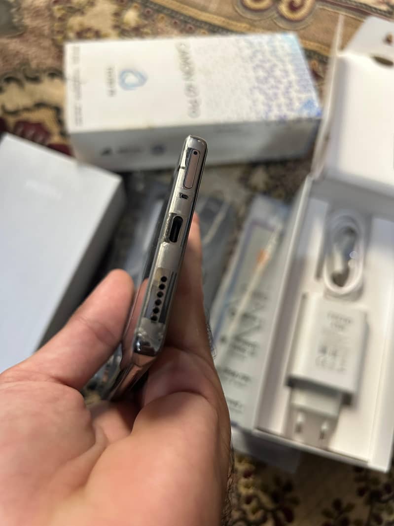camon 40 pro 2