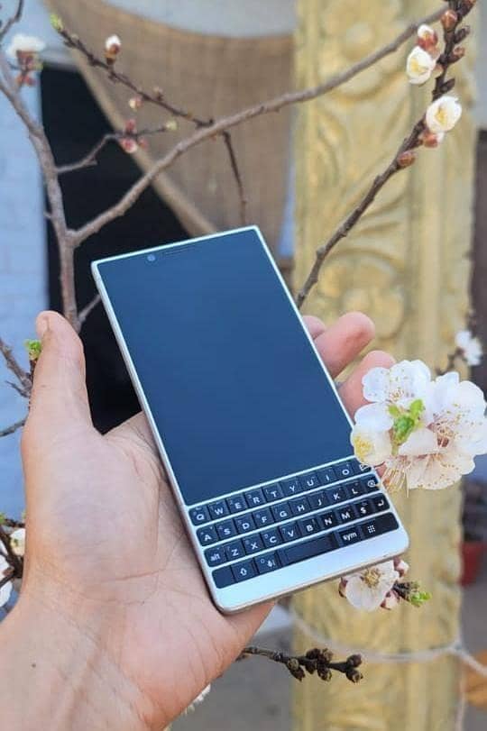 BlackBerry KEY2 4