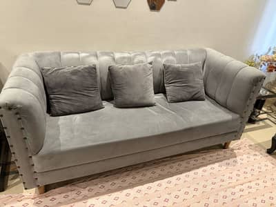 5-Seater Sofa Set – Like New | Only 6 Months Used | Cushions Included