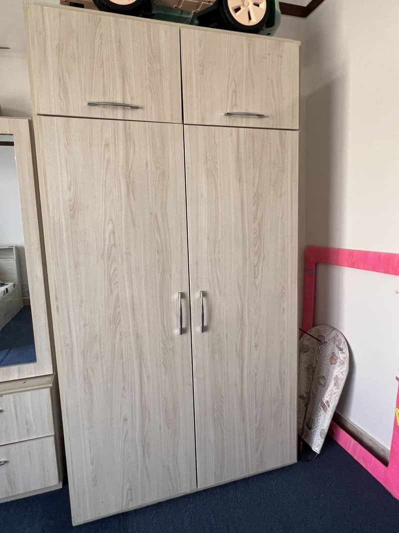 two cuboards 0