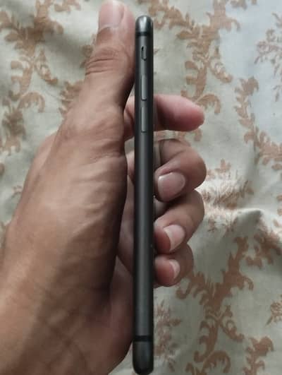Apple iPhone 8