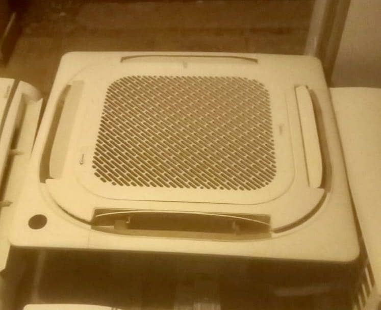 Ceiling Ac 0