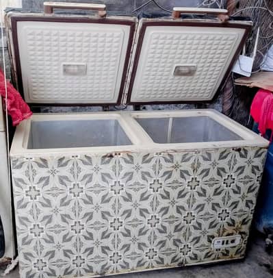 Dawlance Double Door Commercial Deep Freezer Good working Condition
