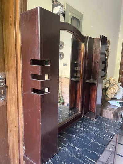 Strong wooden dressing table – Used but Very Good Condition