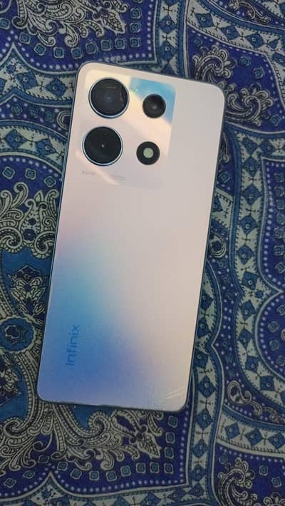 Infinix Note 30