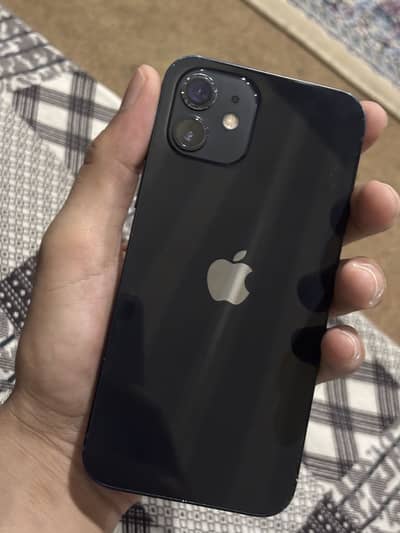 Apple iPhone 12