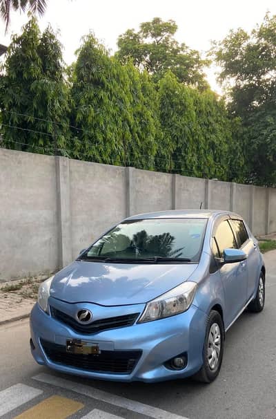 Toyota Vitz 2013